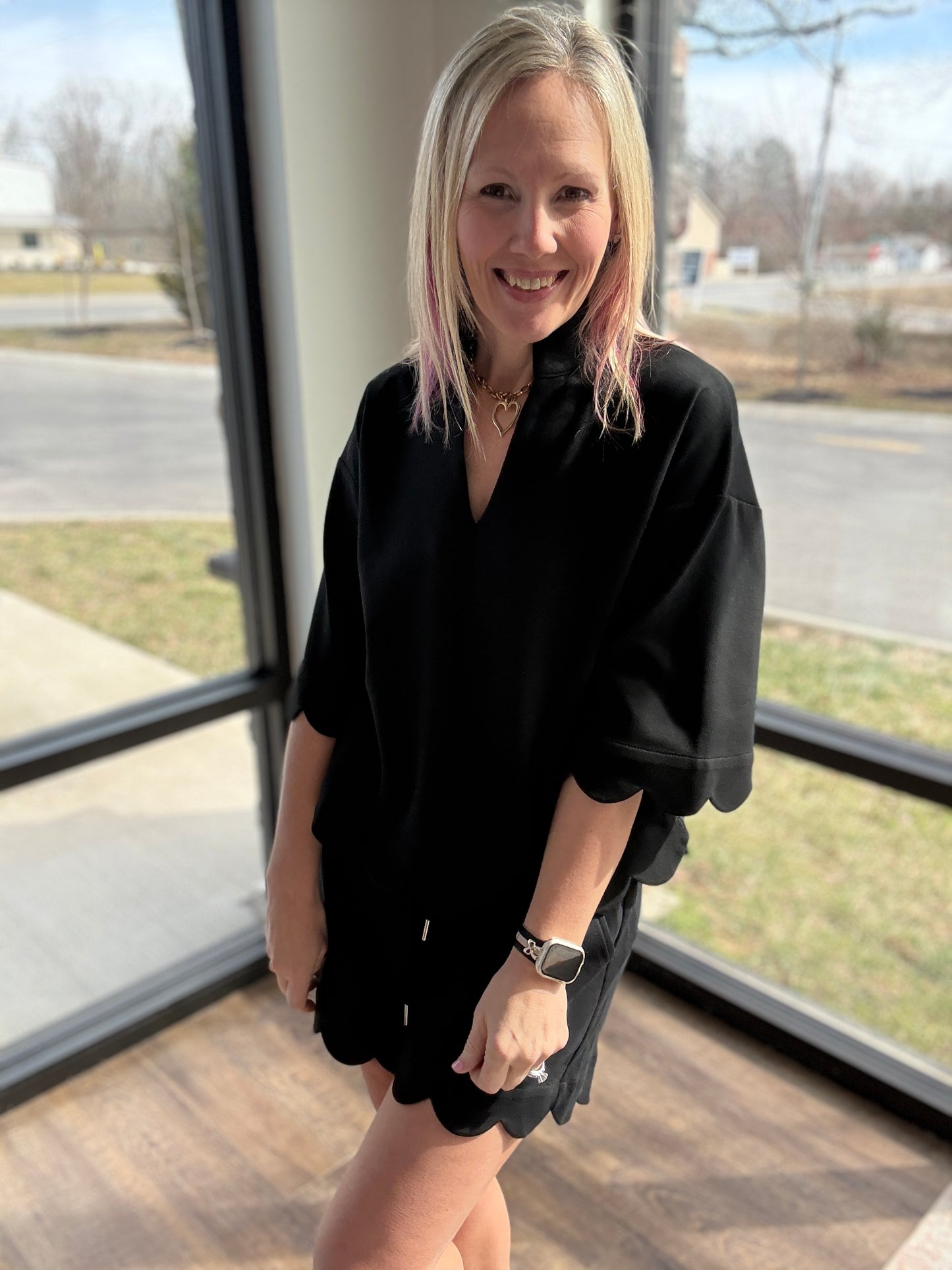 Sweet Edge Scallop Set- Black