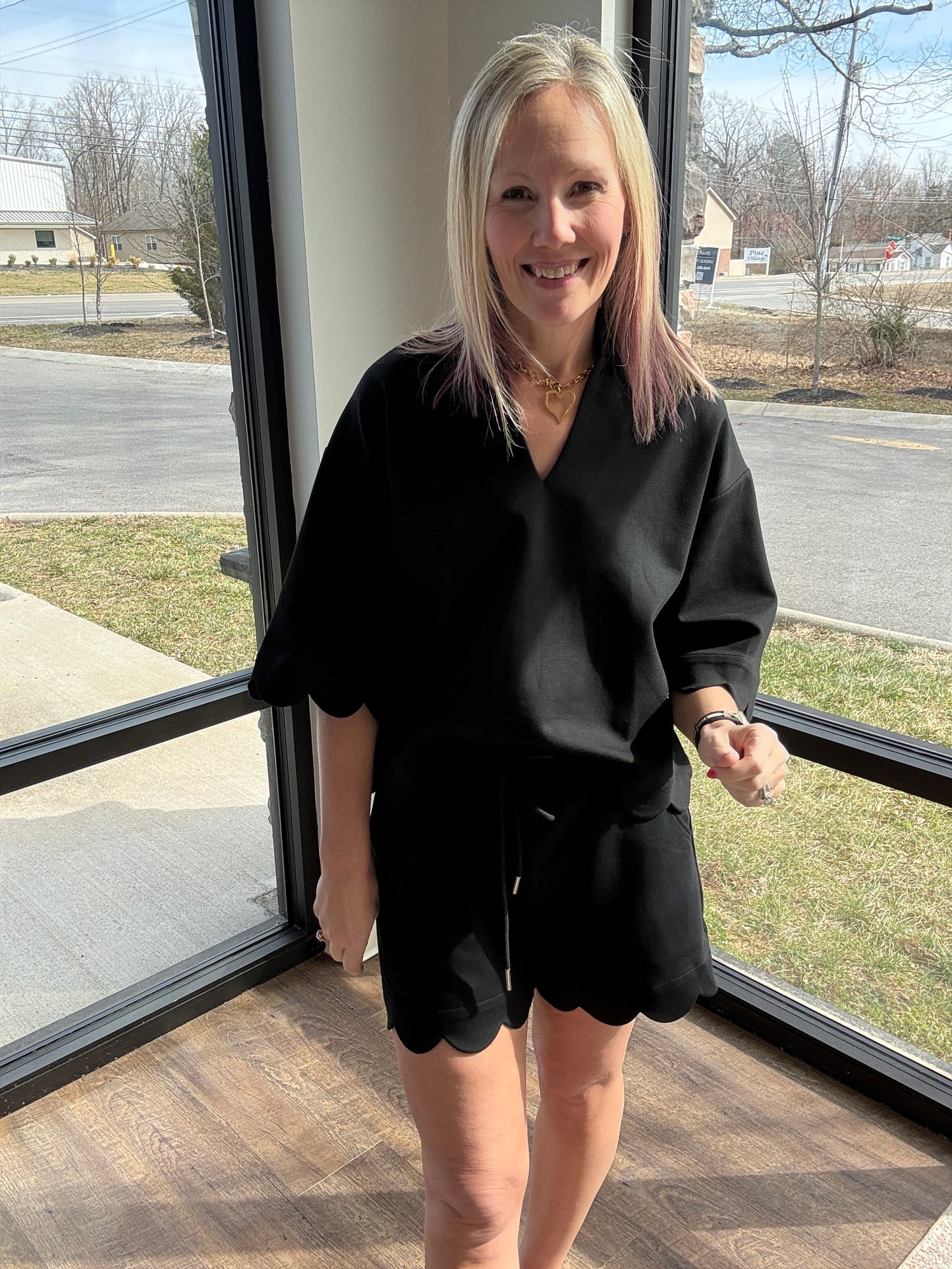 Sweet Edge Scallop Set- Black