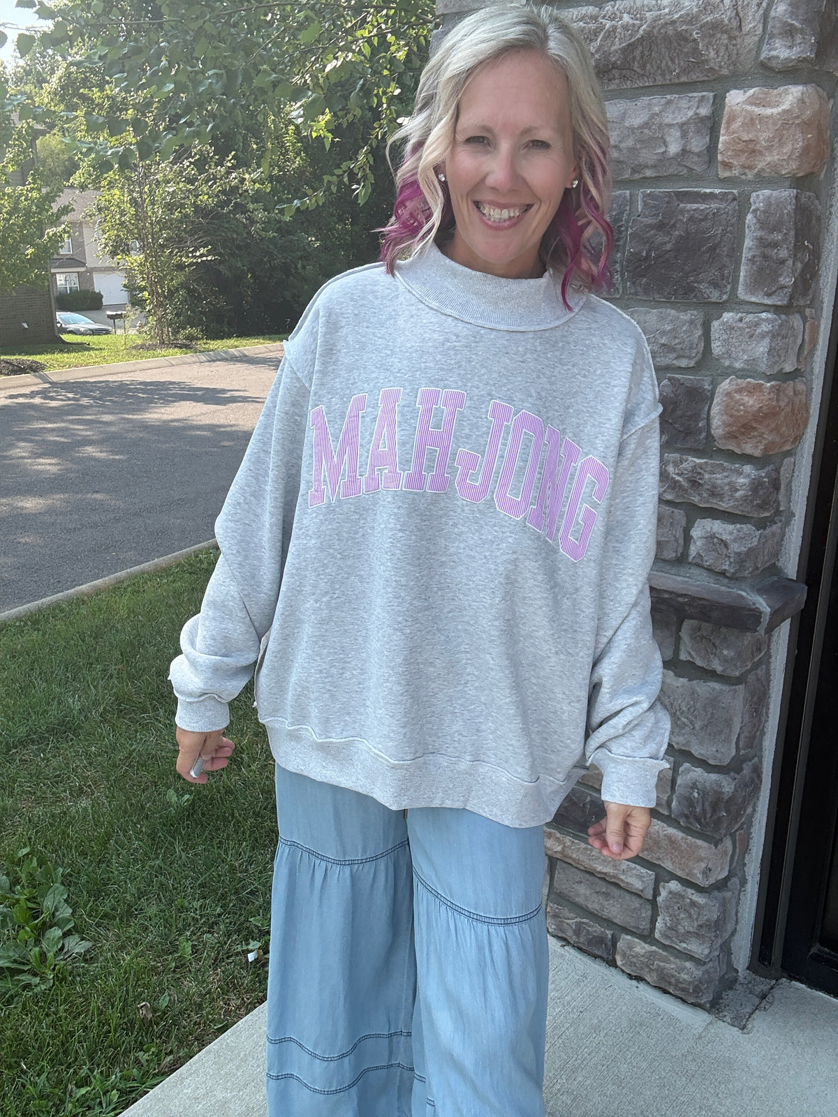 Mahjong Mockneck Sweatshirt- Pink
