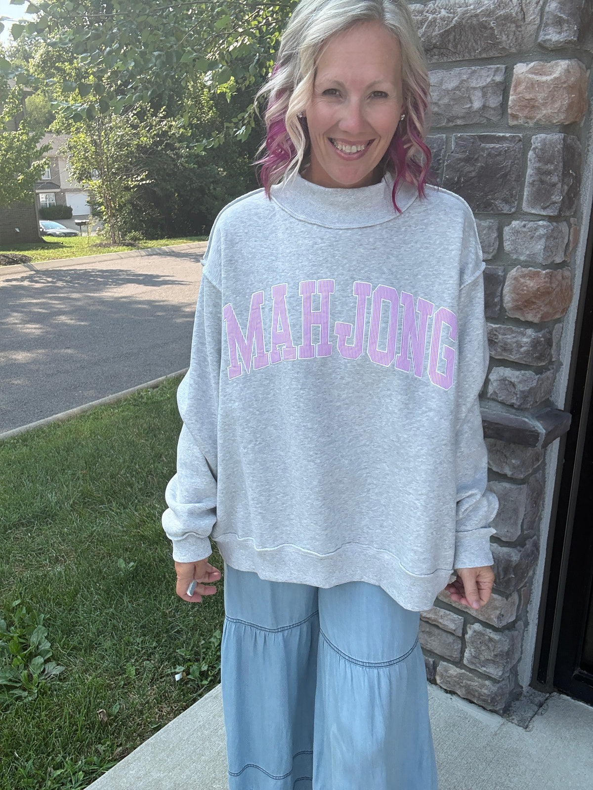 Mahjong Mockneck Sweatshirt- Pink