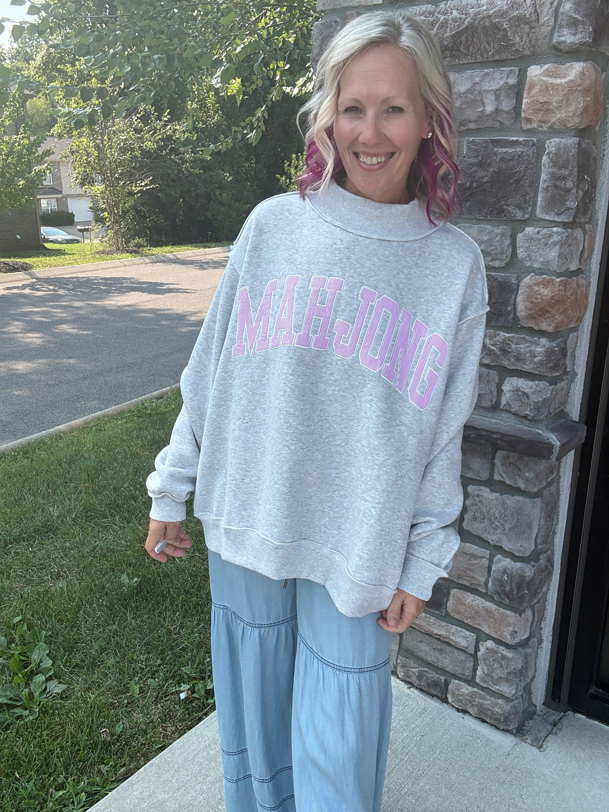 Mahjong Mockneck Sweatshirt- Pink