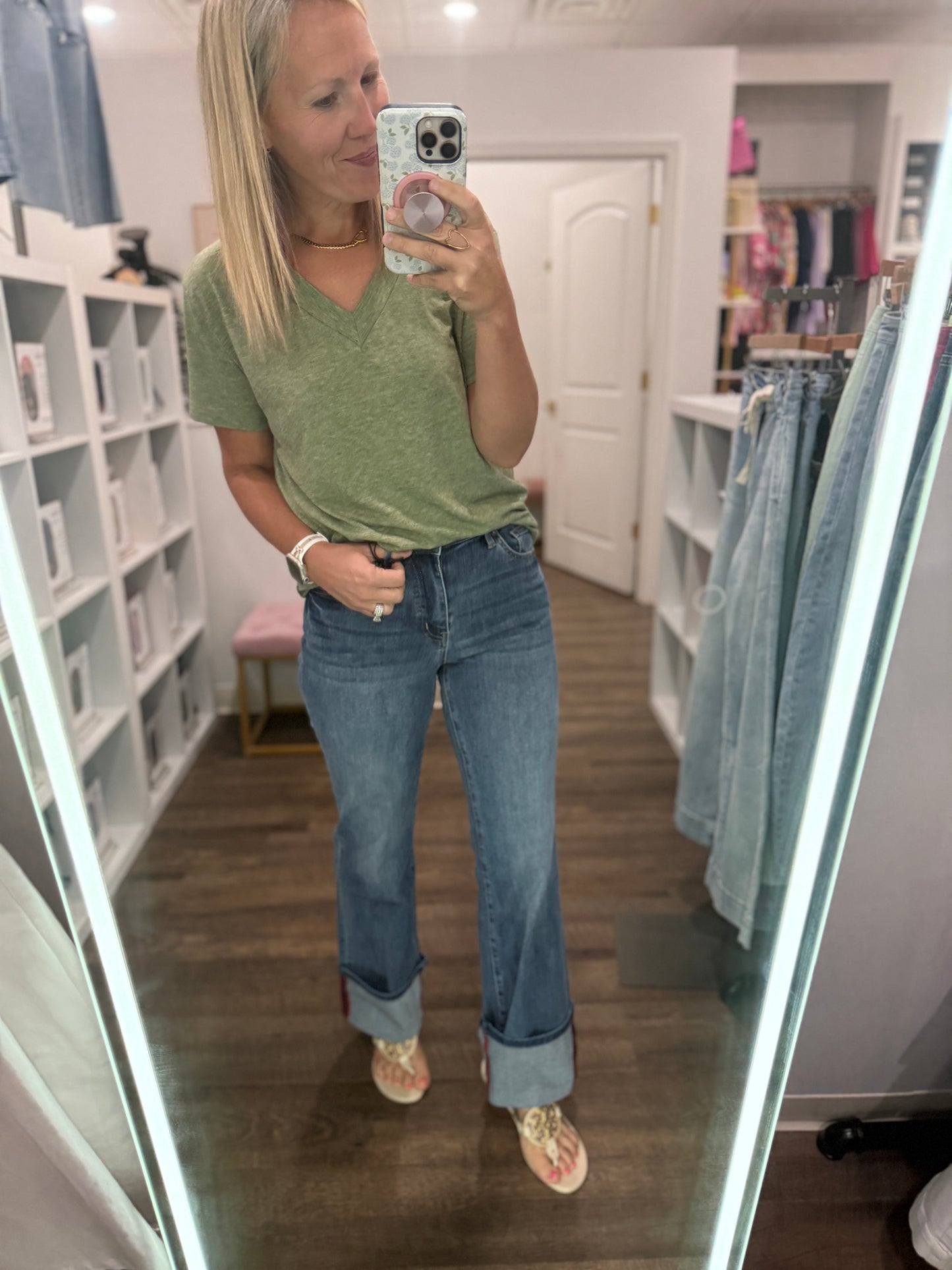 Wide Leg Cuff Jean