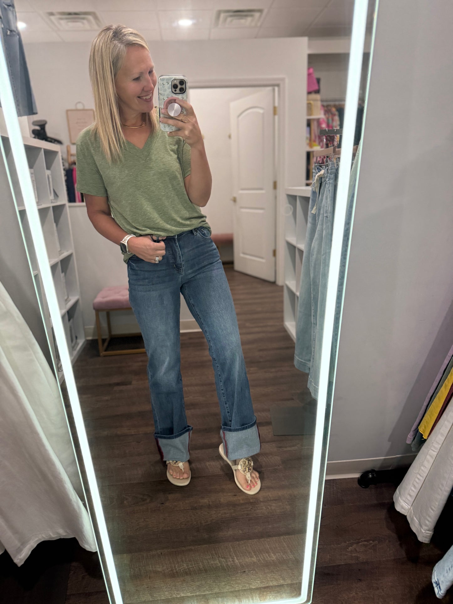 Wide Leg Cuff Jean